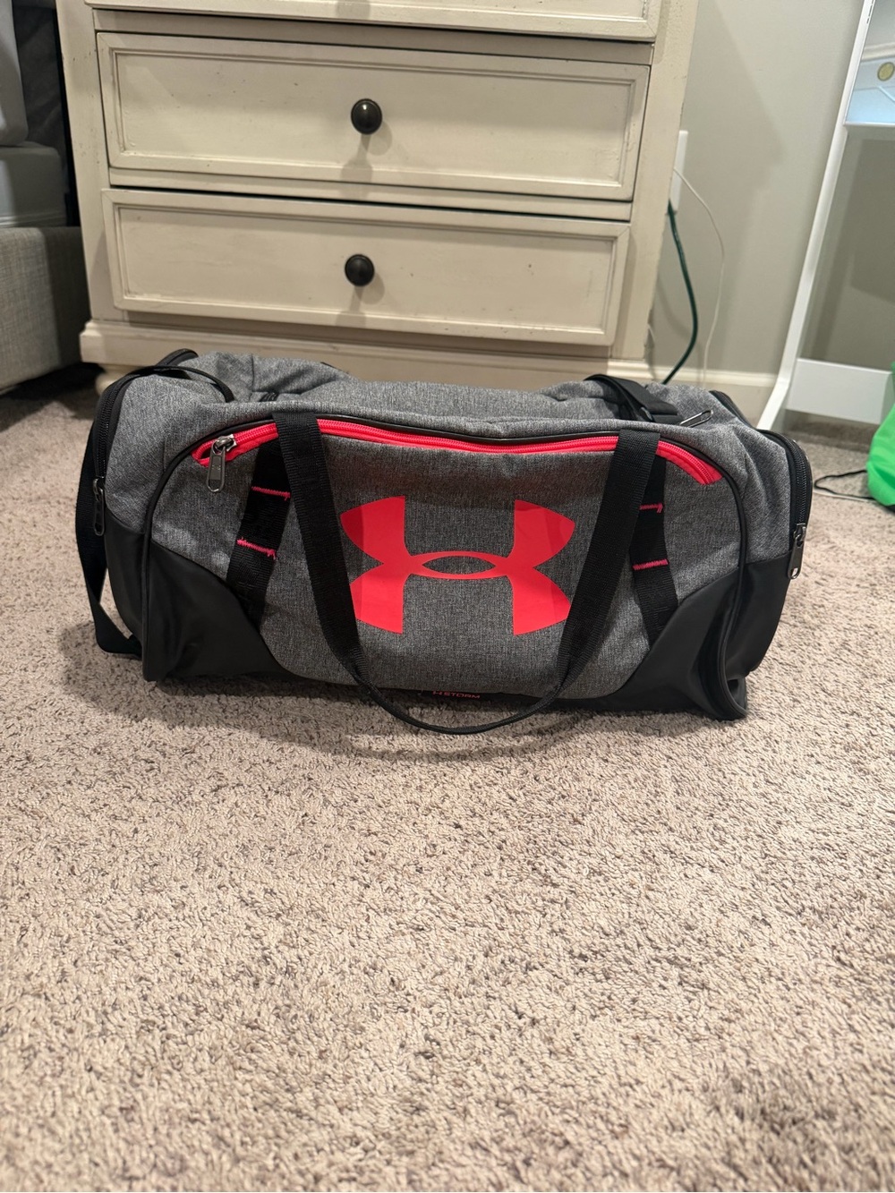 Under Armour Gray and Pink Duffle Bag - Sports Travel Gym Bag